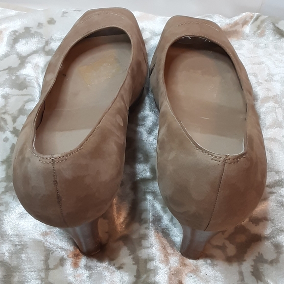 Stuart Weitzman Vintage Open Toe Suede Pump Size 9.5. - Picture 14 of 14